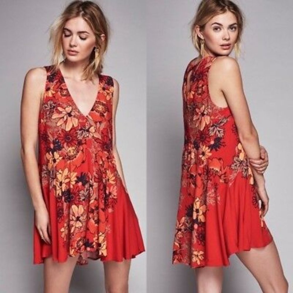 NWOT FREE PEOPLE Back Yard Party Garden Print Red Tunic Swing Dress XS MSRP $108